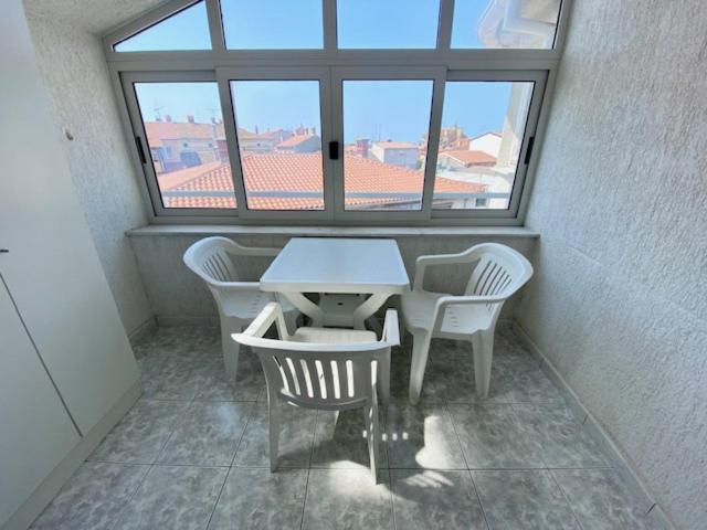 Top Floor Maisonette In Centre Apartman Pula